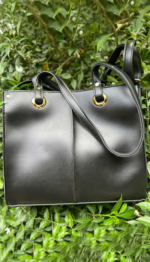 Liora Black